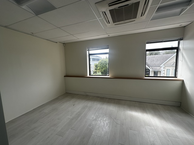 To Let Commercial Property for Rent in Newlands Western Cape